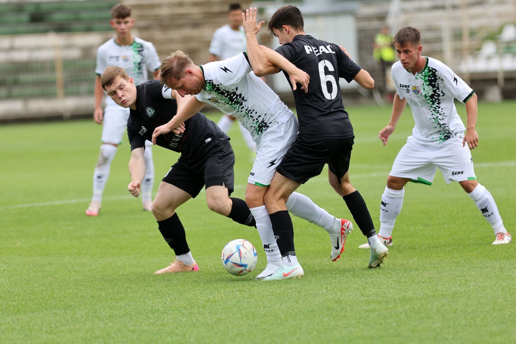 george hawkins football v Kaposvar